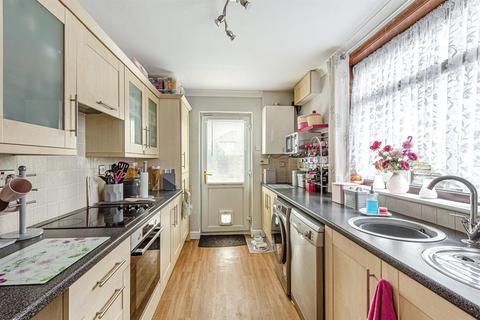 4 West Walk, Hayes, UB3 3JH