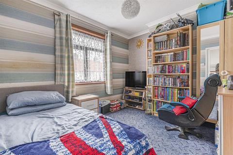 4 West Walk, Hayes, UB3 3JH