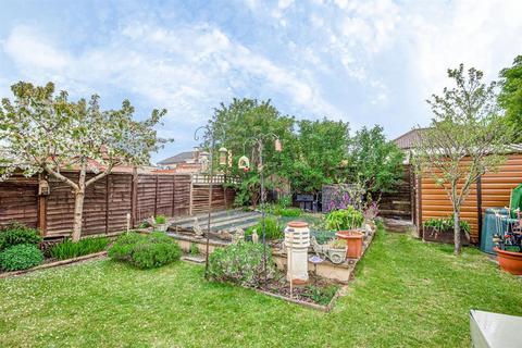 4 West Walk, Hayes, UB3 3JH