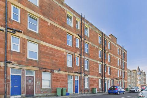 1 bedroom flat to rent, Promenade, Musselburgh, East Lothian, EH21