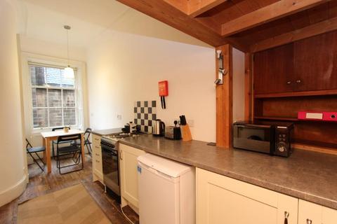 1 bedroom flat to rent, Upper Bow, Old Town, Edinburgh, EH1