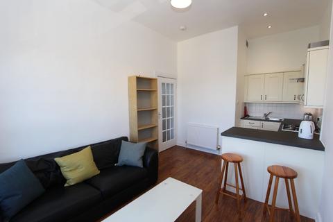 1 bedroom flat to rent, Albert Street, Leith, Edinburgh, EH7