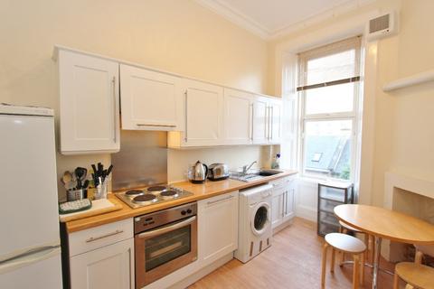 4 bedroom flat to rent, Morrison Street, West End, Edinburgh, EH3