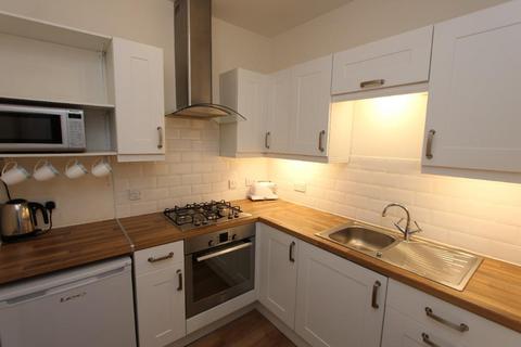 2 bedroom flat to rent, Milton Street, Meadowbank, Edinburgh, EH8