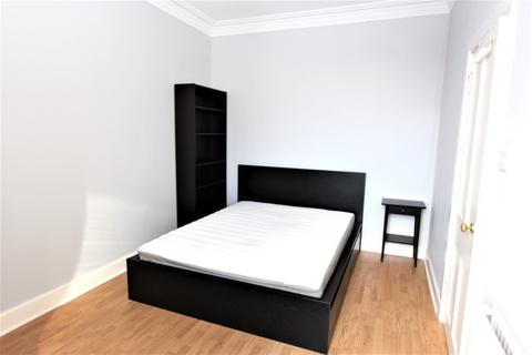 undefined, Maryfield, Leith, Edinburgh, EH7