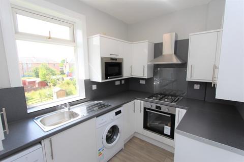 2 bedroom flat to rent, Stenhouse Avenue, Stenhouse, Edinburgh, EH11