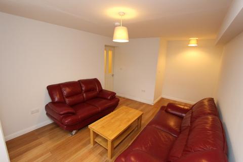 1 bedroom flat to rent, Easter Road, Easter Road, Edinburgh, EH7