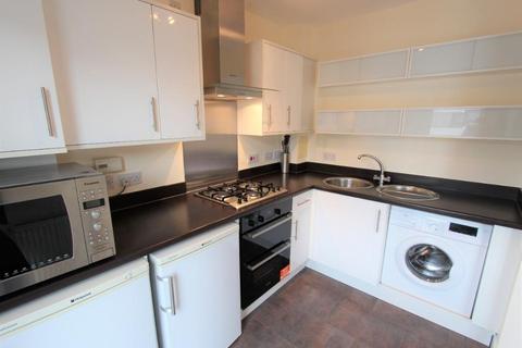 2 bedroom flat to rent, Colonsay Close, Granton, Edinburgh, EH5