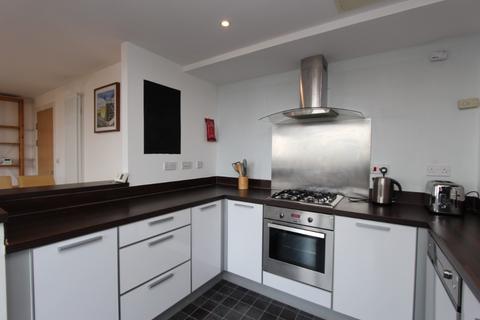 2 bedroom flat to rent, East Pilton Farm Crescent, Pilton, Edinburgh, EH5