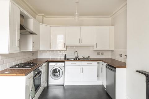 undefined, Second Floor Flat South (Flat ), Saville Place, BS8