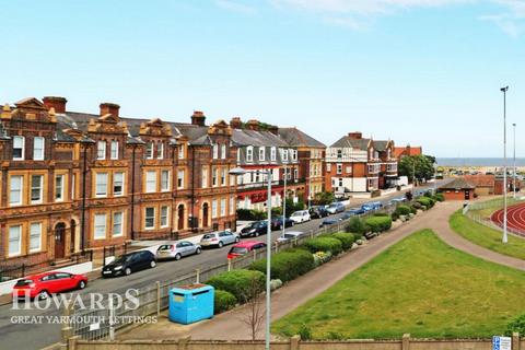 1 bedroom flat to rent, 6-7 Sandown Road, Great Yarmouth