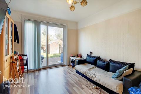 13 Redford Avenue, Thornton Heath, CR7 6HR
