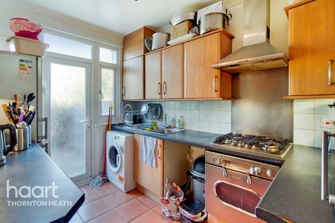 13 Redford Avenue, Thornton Heath, CR7 6HR