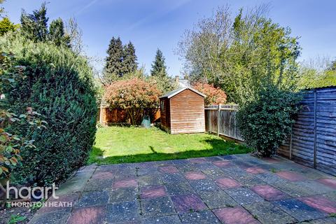 13 Redford Avenue, Thornton Heath, CR7 6HR