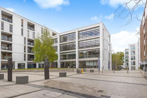 115 Wingate Square, London, SW4 0AN