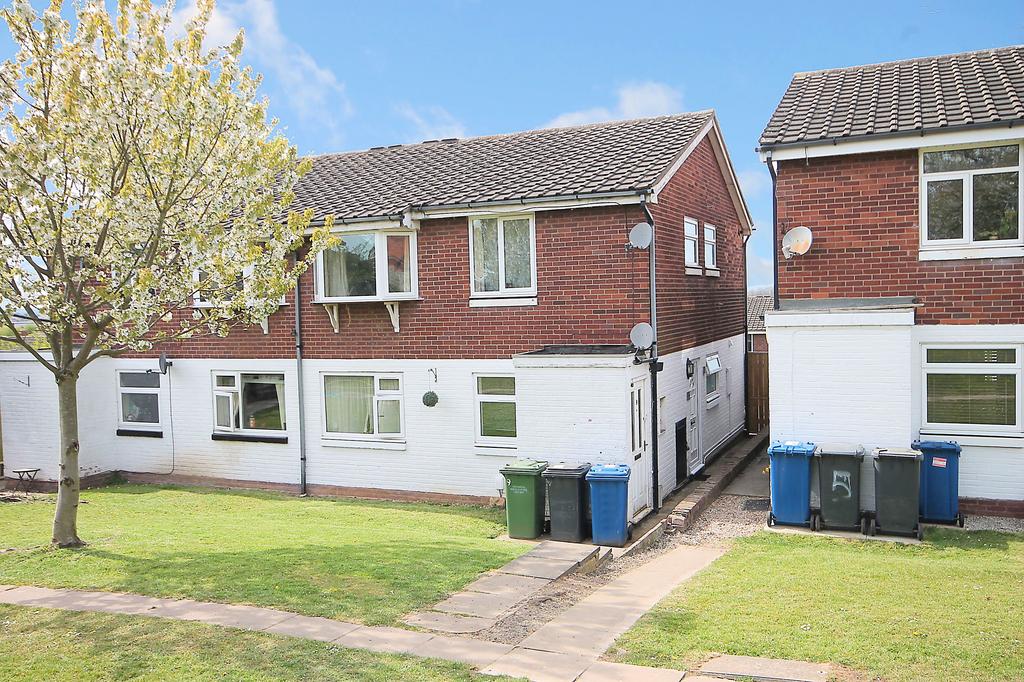 Sycamore, Wilnecote, Tamworth, B77 5HB 2 bed apartment £129,000