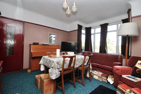 8 Mayfield Road, Ipswich, IP4 3NE
