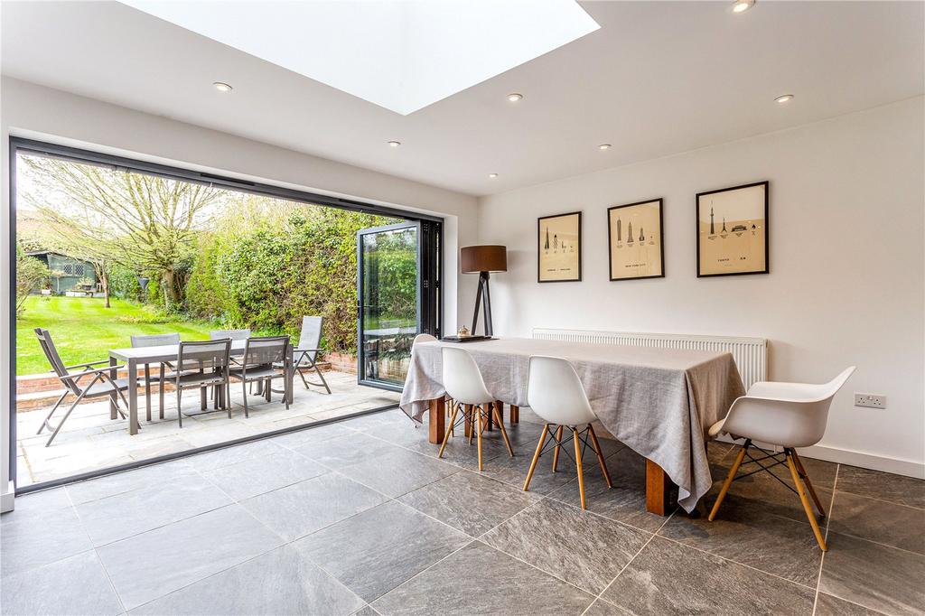 Kitchen/Breakfast Ro