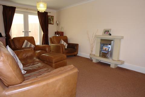 14 Blackdown Grove, Oldham, OL8 3WH