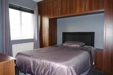 14 Blackdown Grove, Oldham, OL8 3WH