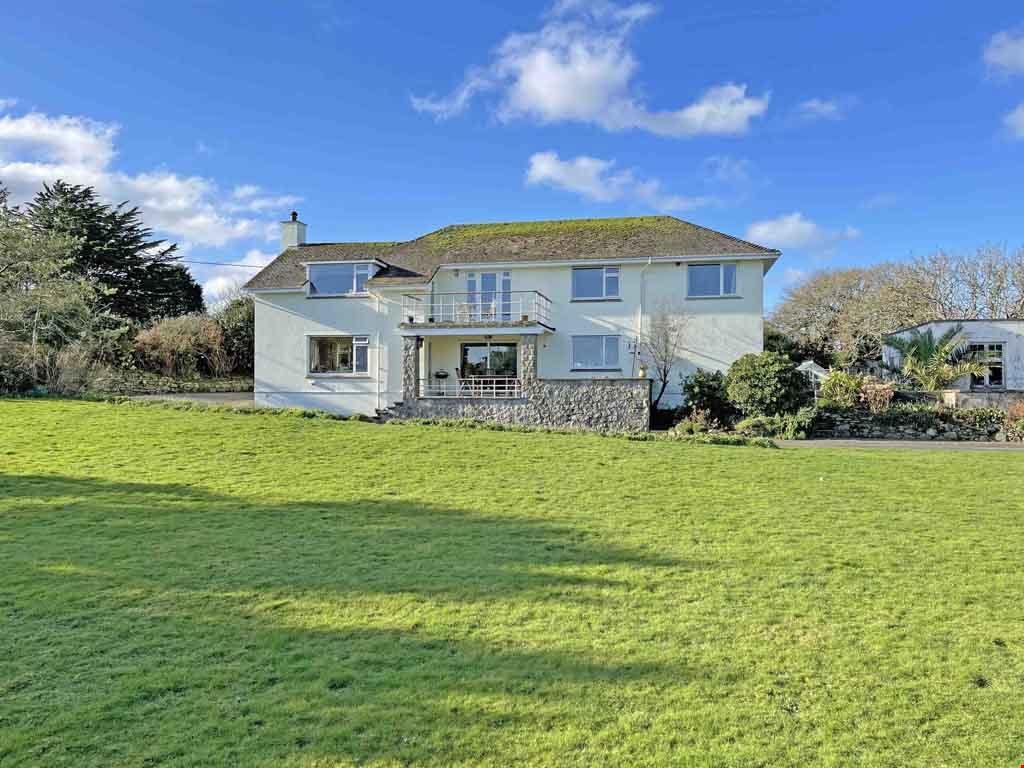 Gillan, Manaccan, Cornwall 5 bed detached house £950,000