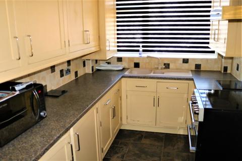 57 Blake Close, Rainham, RM13 8BE