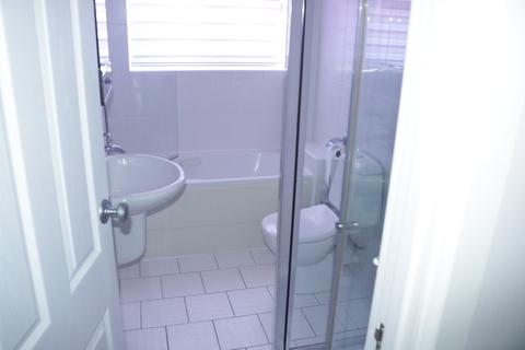 57 Blake Close, Rainham, RM13 8BE