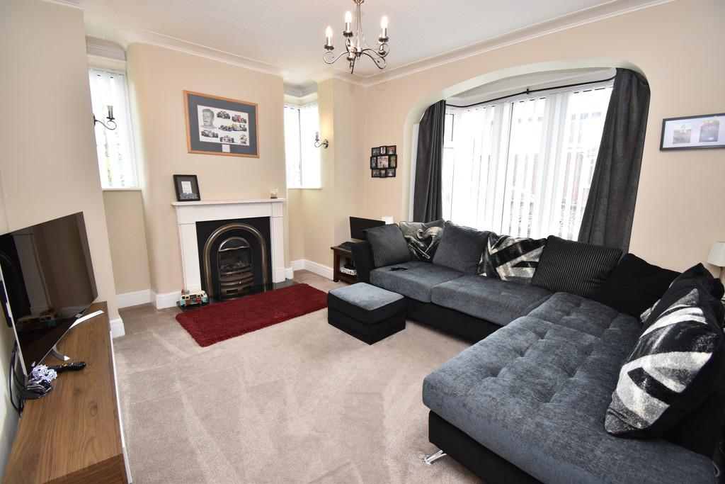 Glastonbury Avenue, Blackpool, FY1 3 bed end of terrace house £159,950
