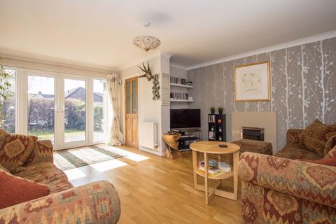 31 Britten Road, Penarth, CF64 3QJ