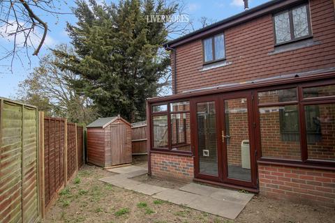 77 Woodfall Drive, Dartford, DA1 4TN
