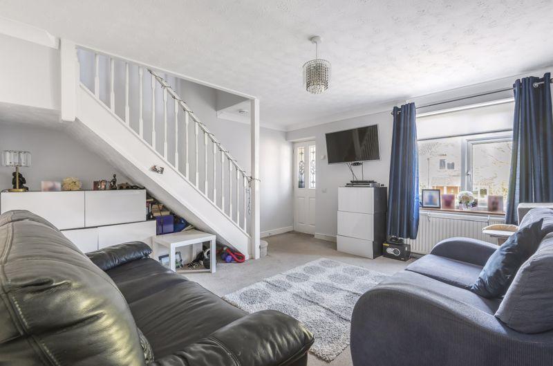 Ambleside, Botley, SO30 2NT 3 bed end of terrace house £260,000