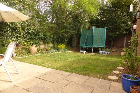 28 Hillmorton Road, Sutton Coldfield, B74 4SG