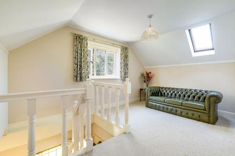 9 Applecross, Four Oaks, Sutton Coldfield, B74 2RD