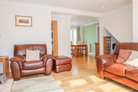 28 Whitethorn Crescent, Sutton Coldfield, B74 3SB