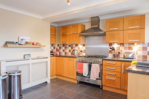 28 Whitethorn Crescent, Sutton Coldfield, B74 3SB