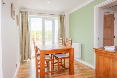 28 Whitethorn Crescent, Sutton Coldfield, B74 3SB