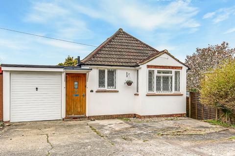 7 Albert Road, Warlingham, CR6 9EP