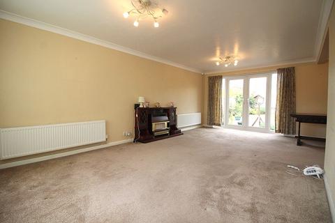 12 Blundell Grove, Hightown, Liverpool, L38 9EB