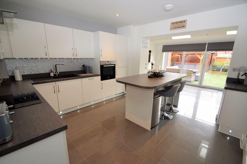 Kitchen dining room