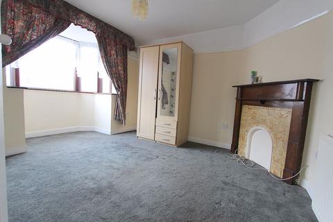 3 bedroom semi-detached house to rent, Onibury Road, Birmingham