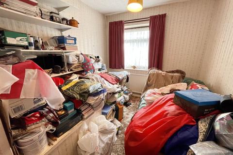 21 Brierley Close, Dunstable, LU6 3NB