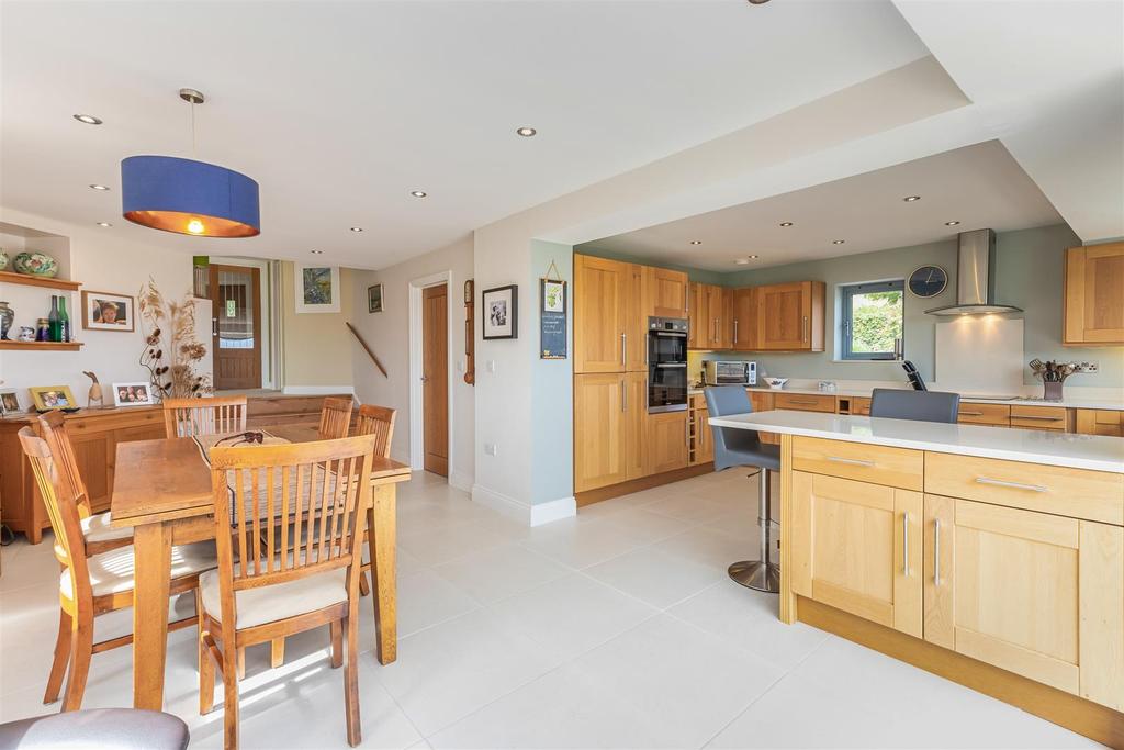 Kitchen diner Elm Vale Lodge Gattery Lane.jpg