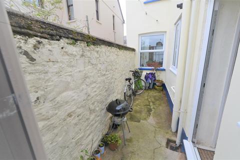 8 Ceramic Terrace, Barnstaple, EX32 8JD