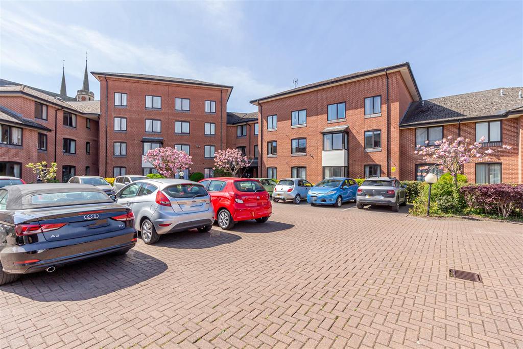St. Lane North, Worcester 1 bed retirement property £89,950