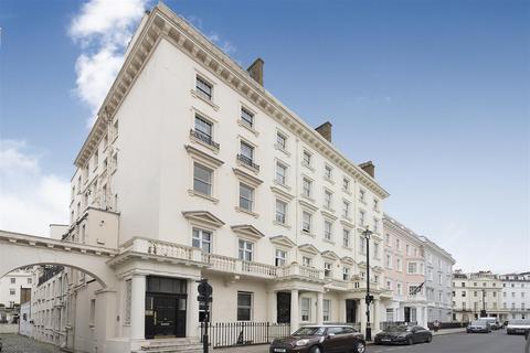 Flat 8, 4 Lyall Street, London, SW1X 8DW
