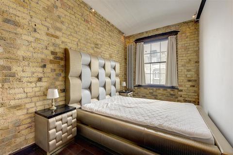 Flat 8, 4 Lyall Street, London, SW1X 8DW
