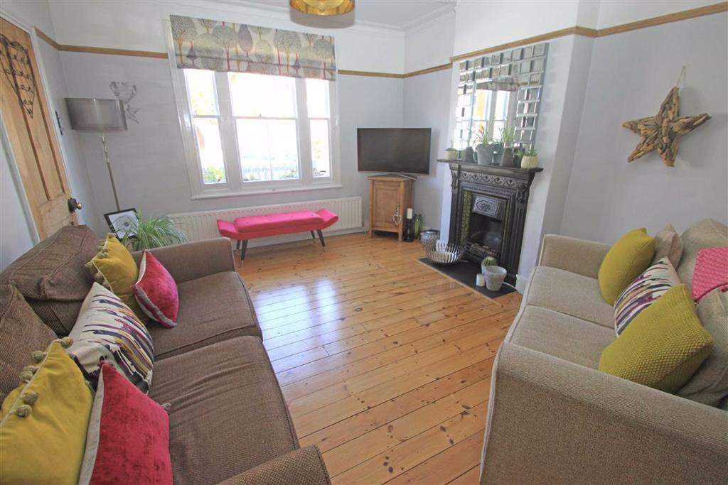 Cromwell Road, Maidenhead, Berkshire 3 bed semidetached house £600,000