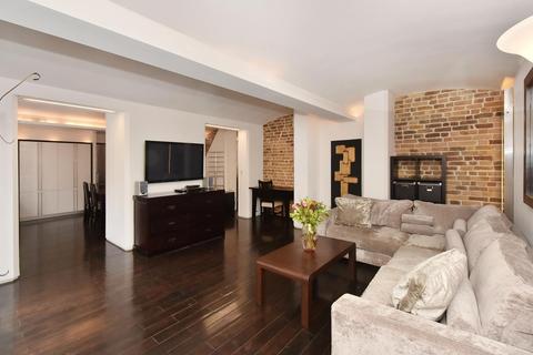 Flat 4, 4 Lyall Street, London, SW1X 8DW