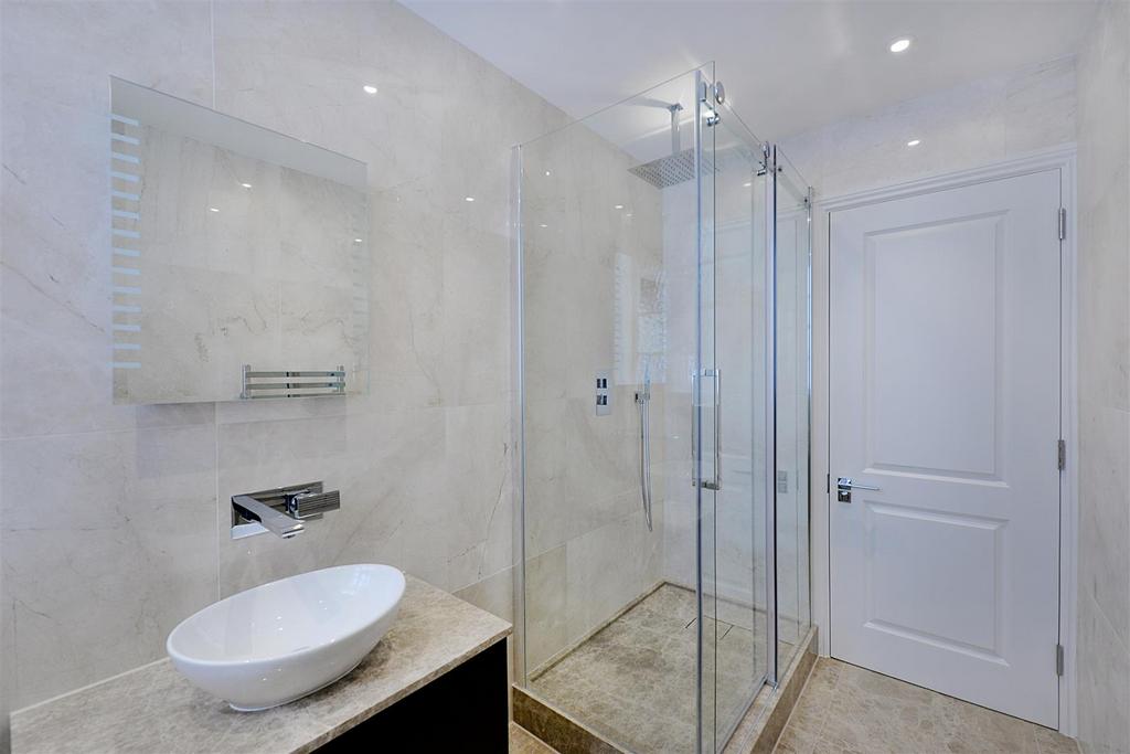Shower room.JPG