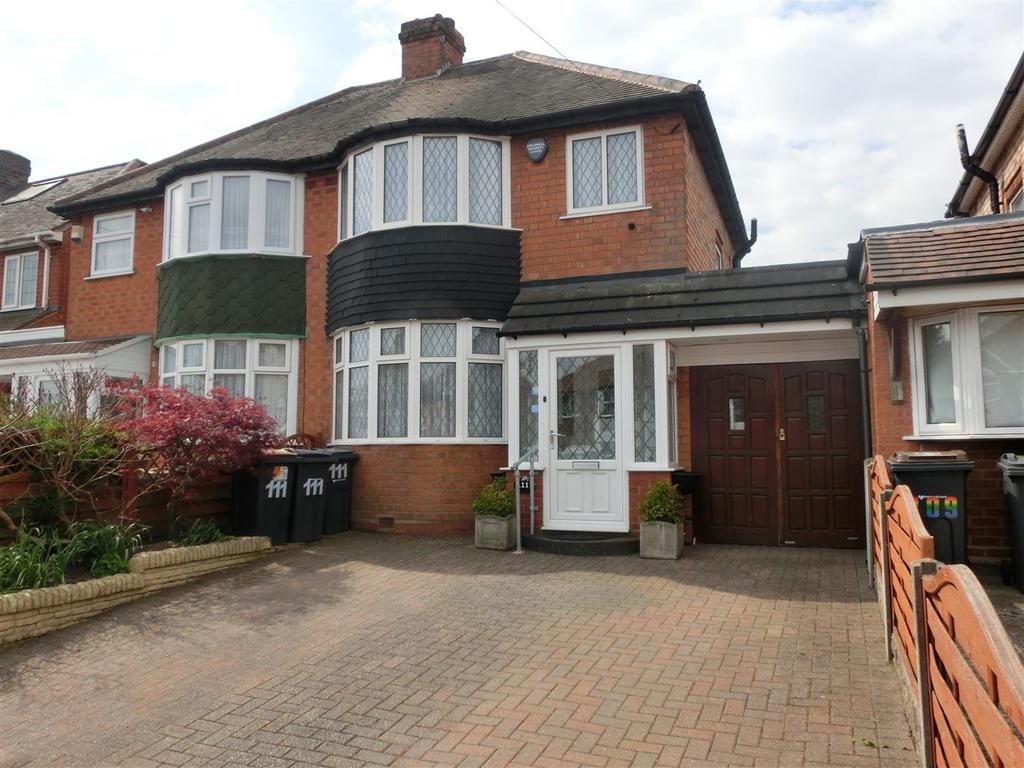 Herondale Road, Sheldon, Birmingham 3 bed semidetached house £240,000